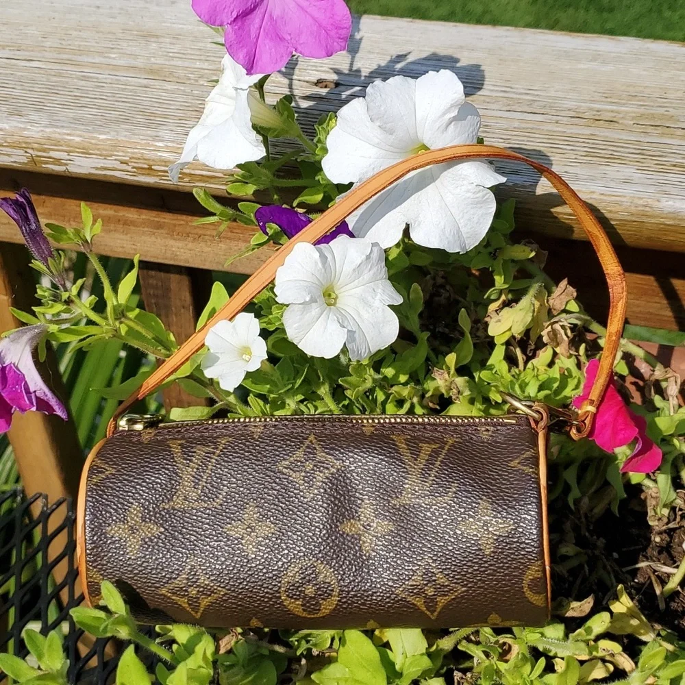 LOUIS VUITTON MONO MINI PAPILLON - Picture 1 of 15
